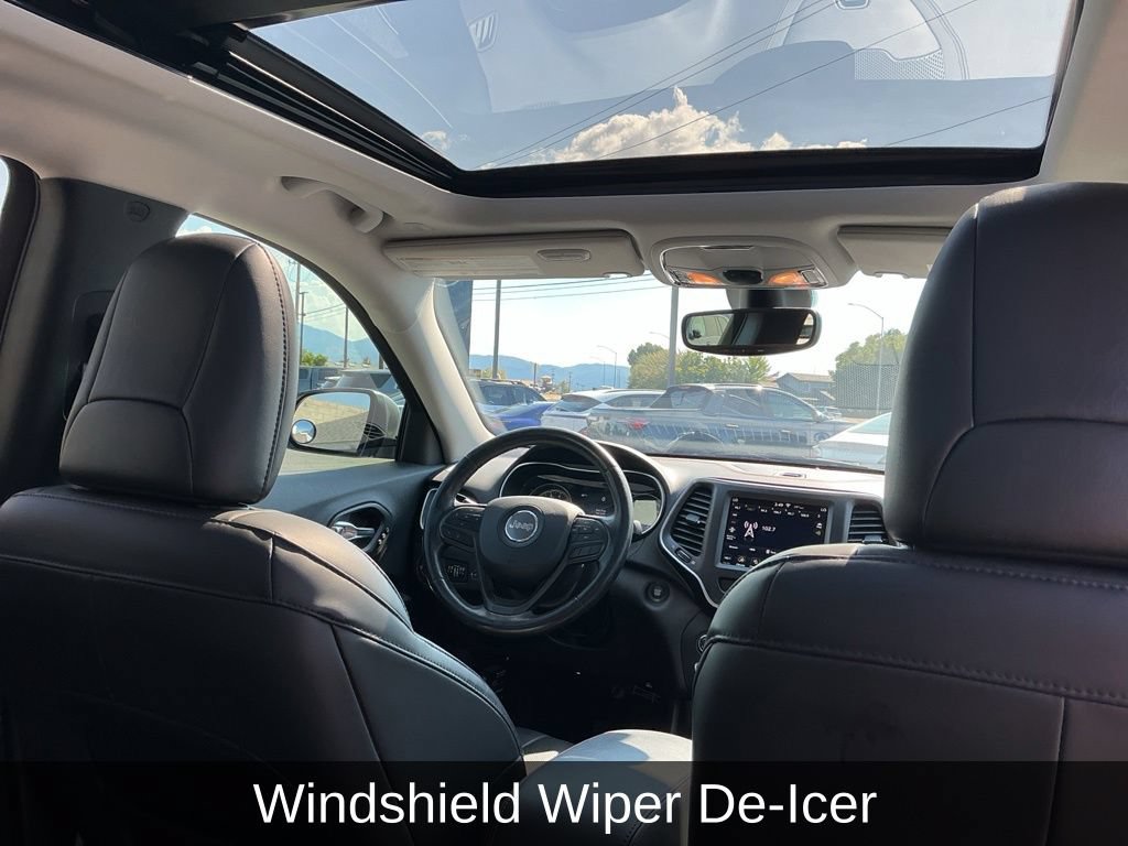 Used 2020 Jeep Cherokee Trailhawk AWD/4WD image 27