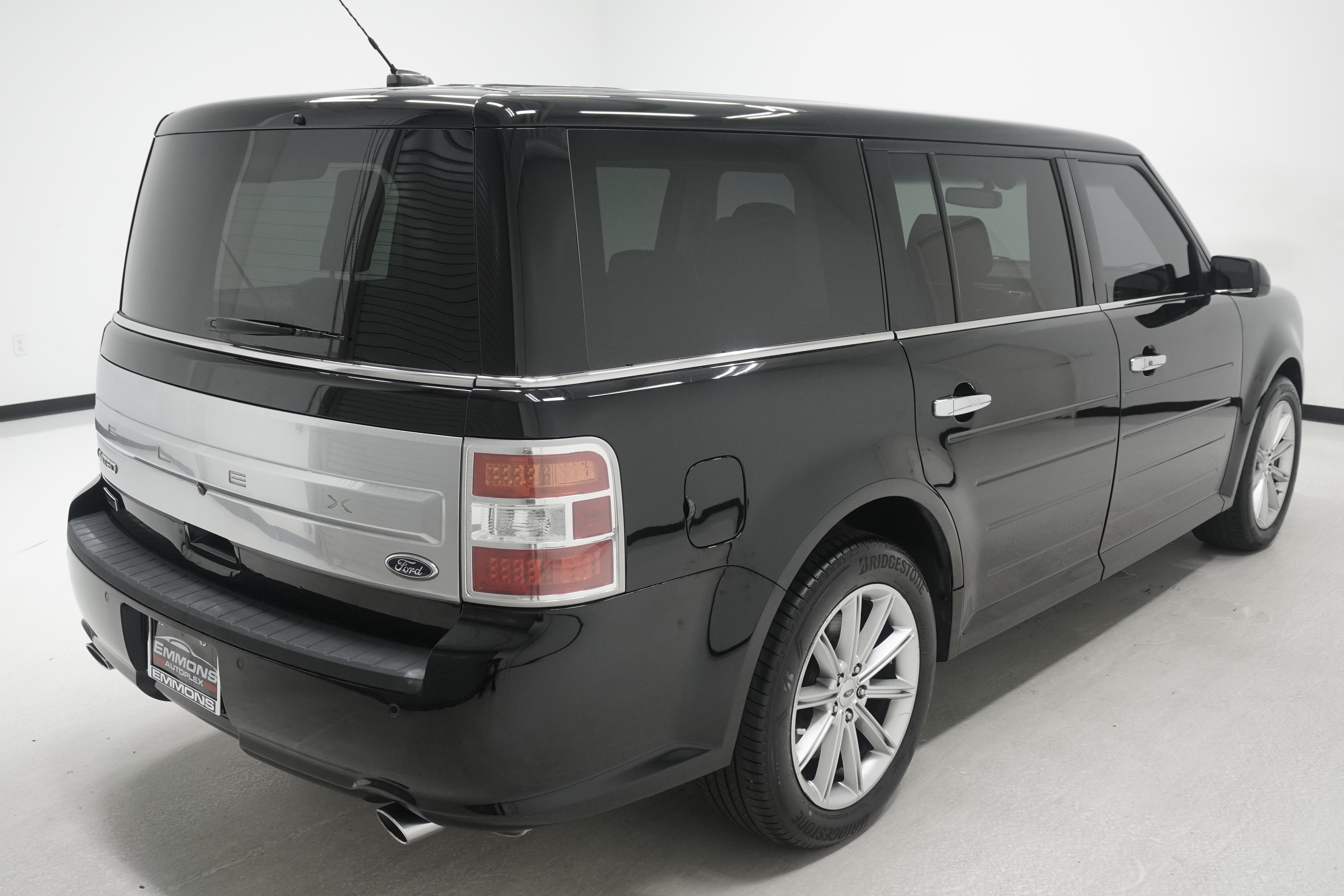 Used 2016 Ford Flex Limited FWD image 4