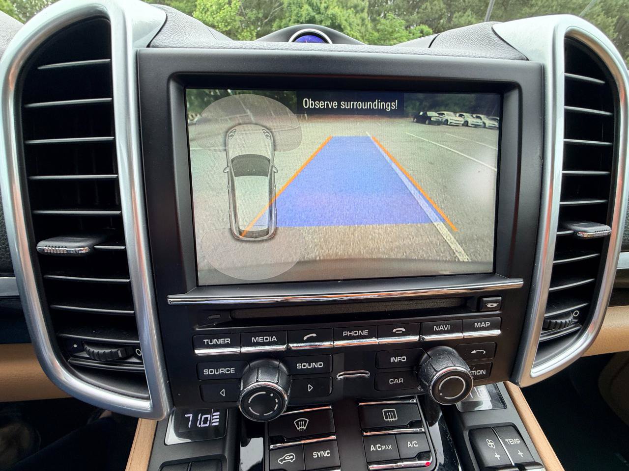 Used 2016 Porsche Cayenne AWD/4WD image 19