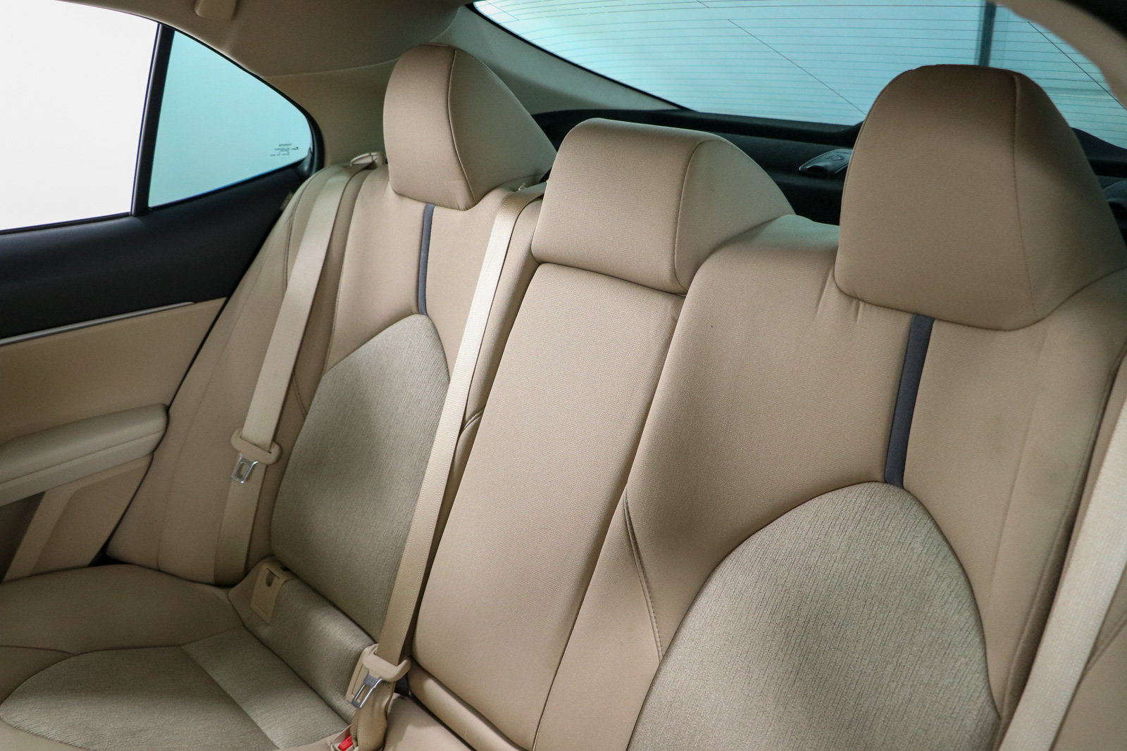 Used 2023 Toyota Camry LE FWD image 24