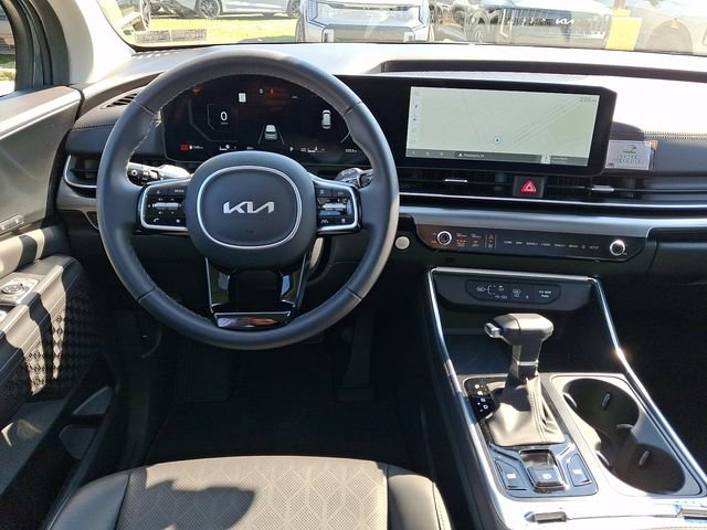 Certified 2026 Kia Carnival SX w/ SX Dark Edition Package image 7