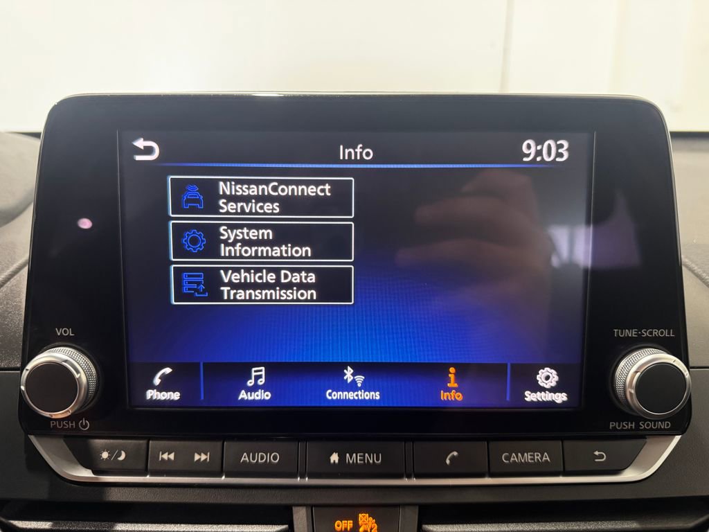 Used 2025 Nissan Altima 2.5 SV image 35