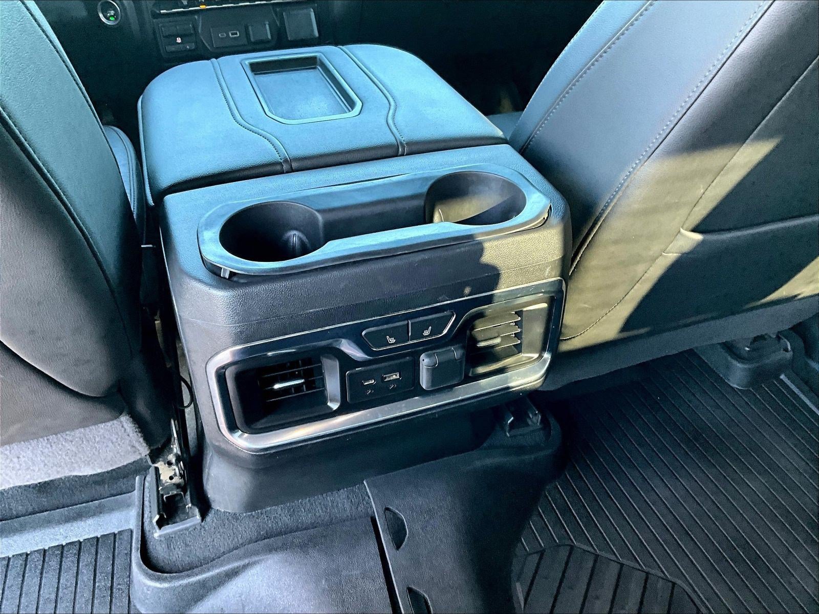 Used 2020 Chevrolet Silverado 3500 LTZ w/ LTZ Plus Package AWD/4WD image 10
