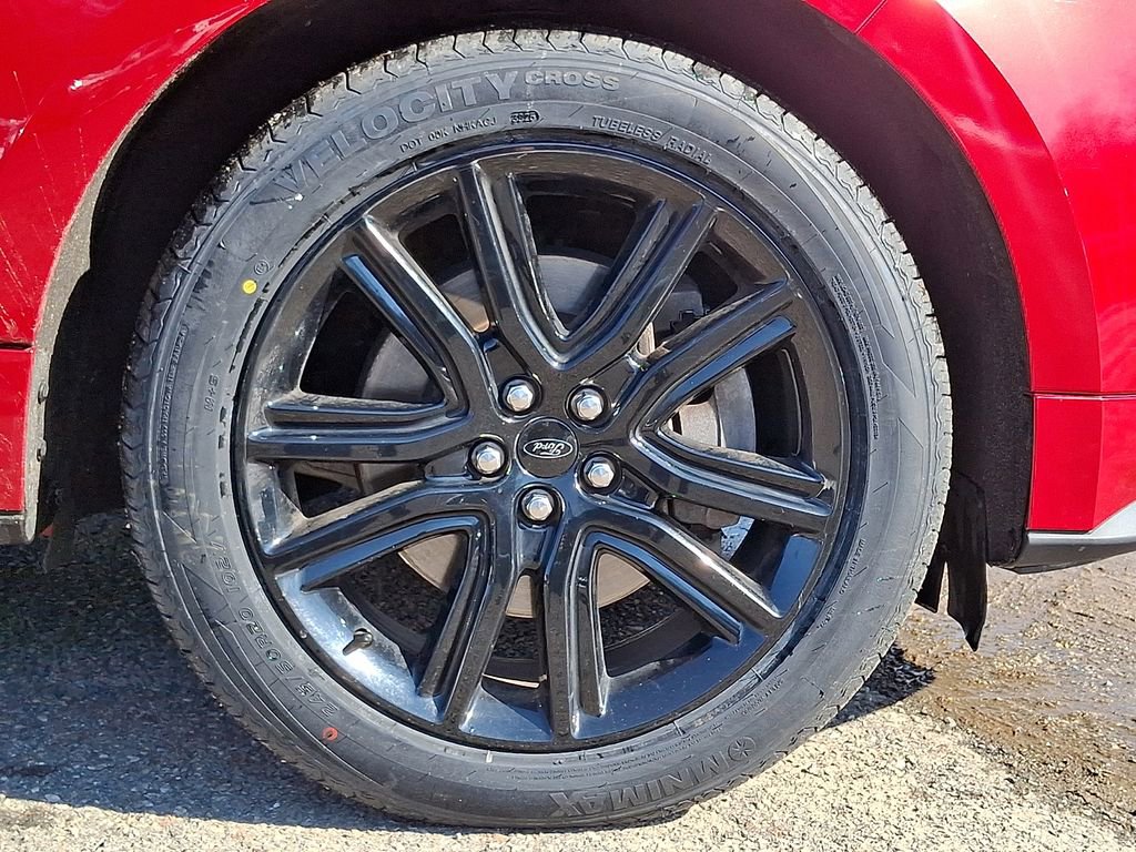 Used 2022 Ford Edge ST-Line image 8