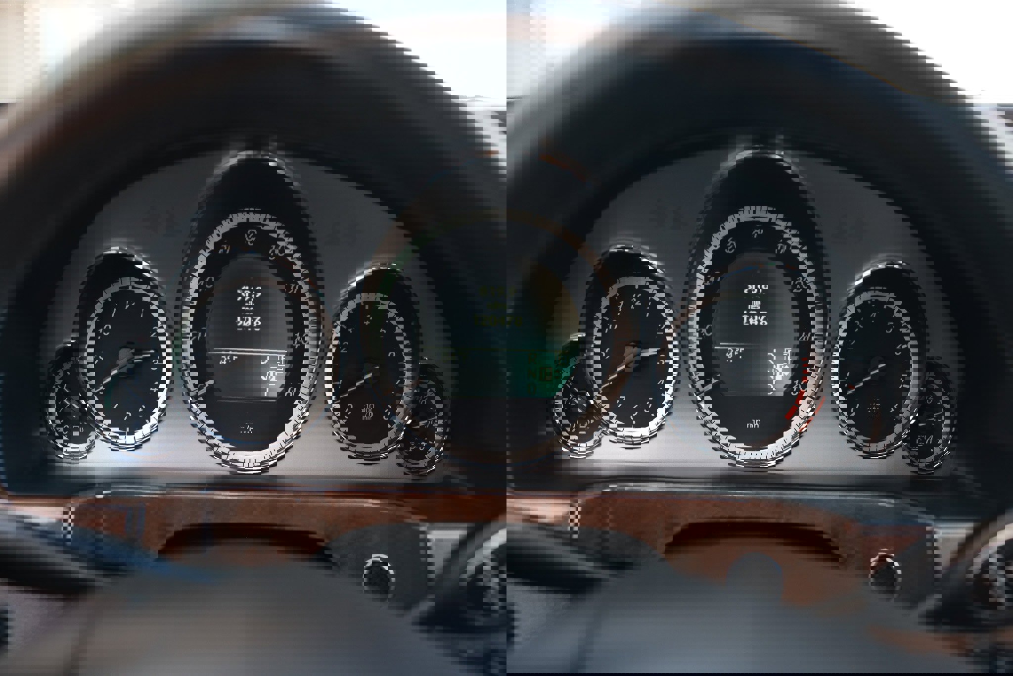 Used 2011 Mercedes-Benz E 350 Sedan image 36