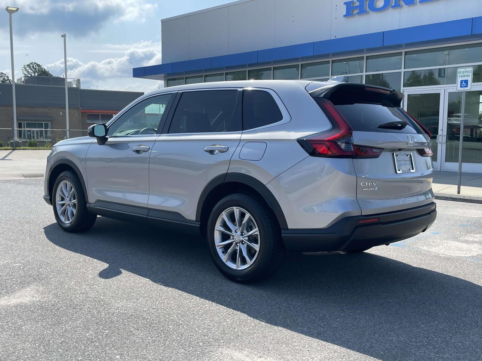 Used 2023 Honda CR-V EX-L image 4