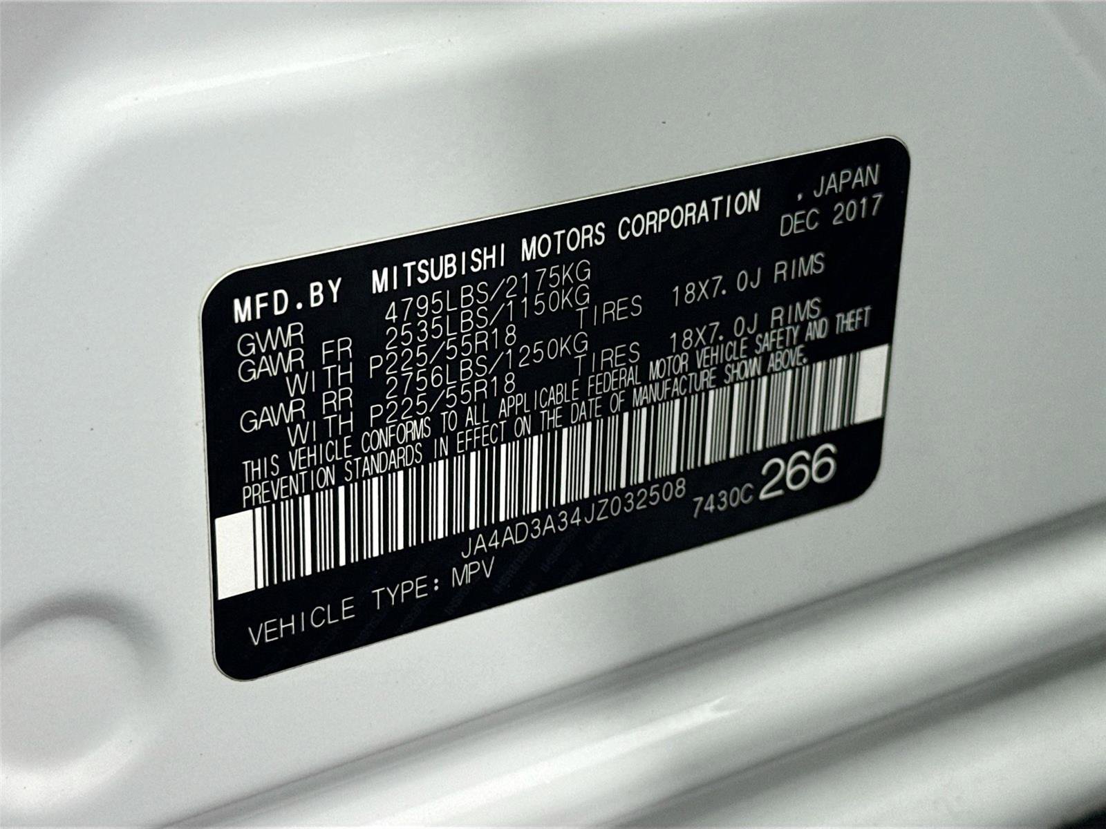 Used 2018 Mitsubishi Outlander SE image 28