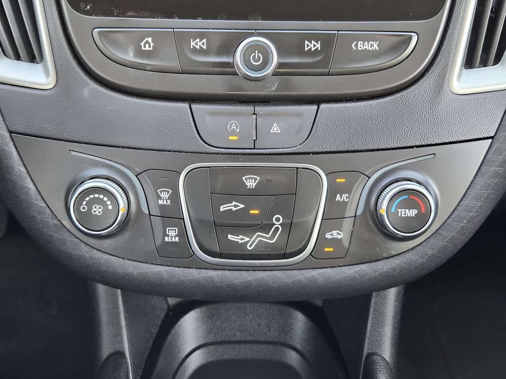 Used 2023 Chevrolet Malibu LS FWD image 17