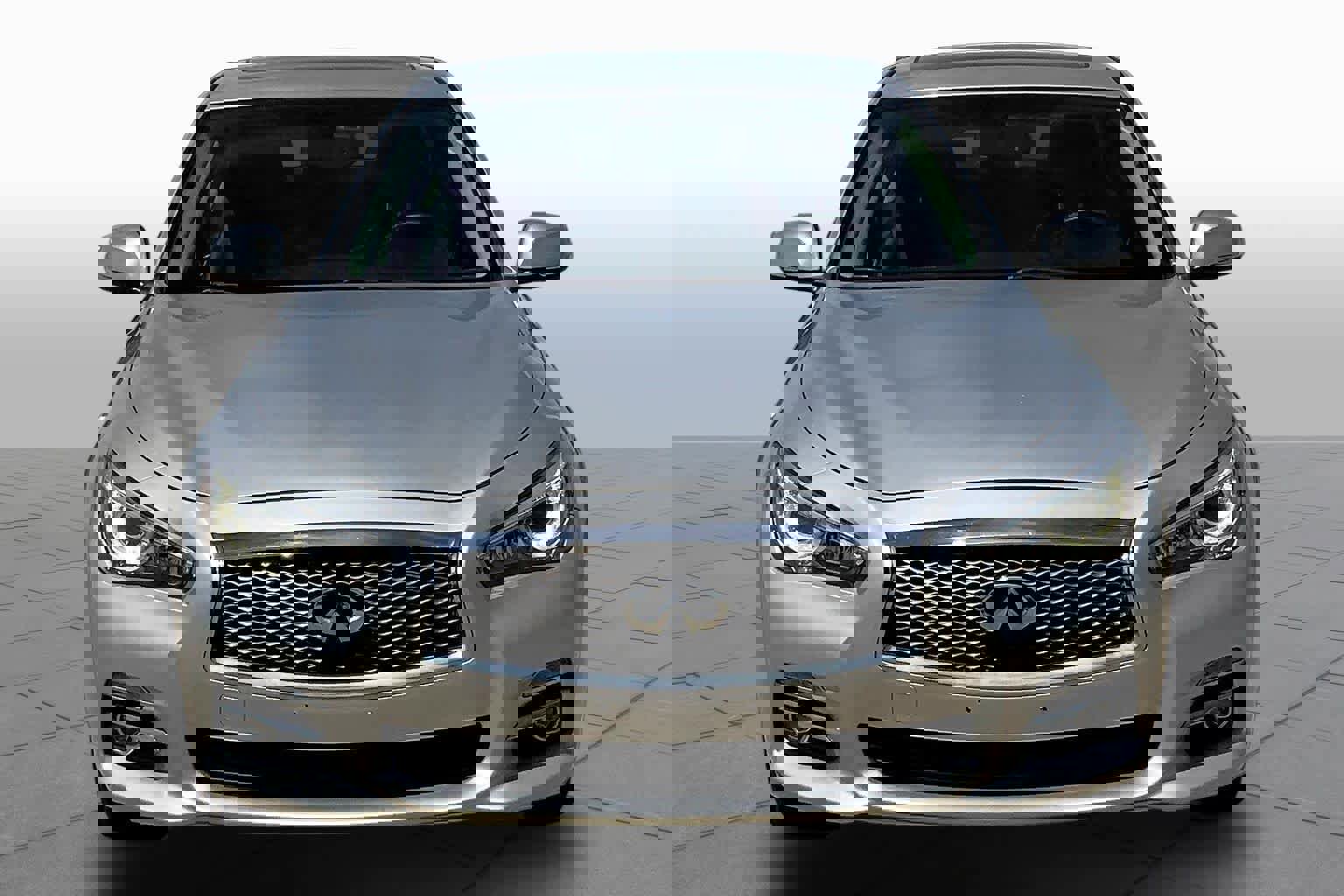 Used 2017 INFINITI Q50 Premium w/ 2.0T Premium Plus Package image 4