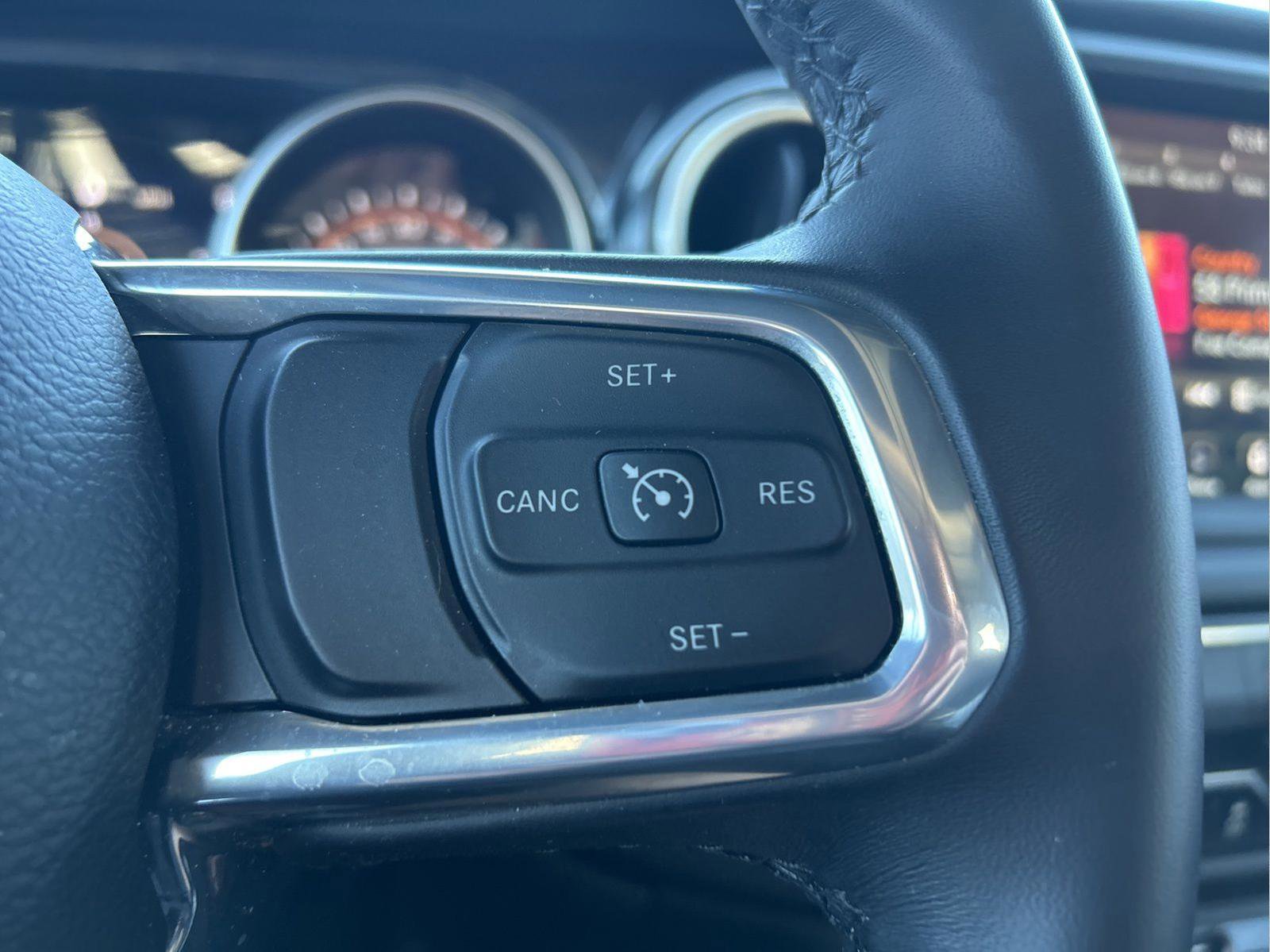 Certified 2021 Jeep Wrangler Unlimited Sahara AWD/4WD image 16