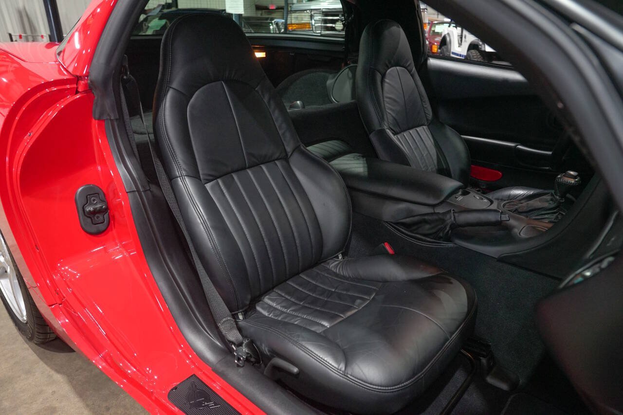 Used 2001 Chevrolet Corvette Coupe RWD image 38