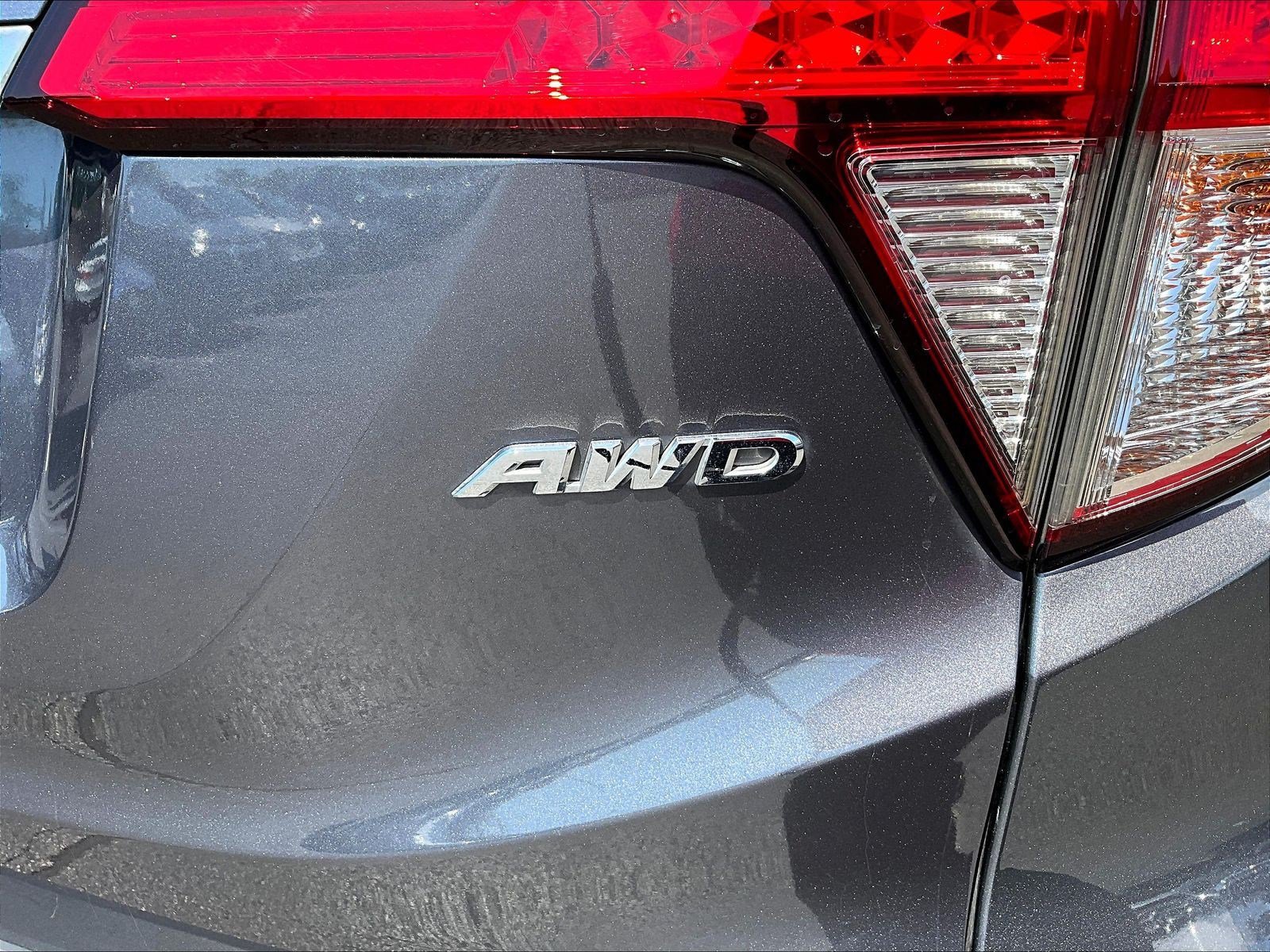 Used 2021 Honda HR-V LX image 24
