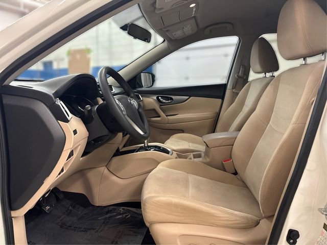 Used 2016 Nissan Rogue SV image 10