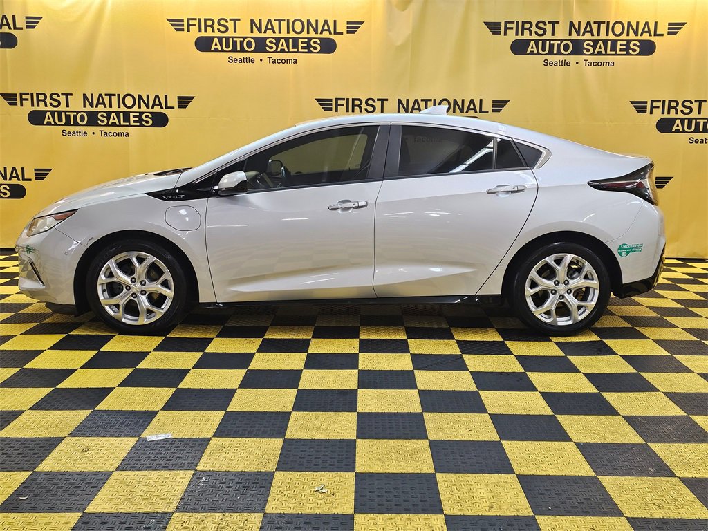 Used 2017 Chevrolet Volt Premier w/ Driver Confidence II Package image 6