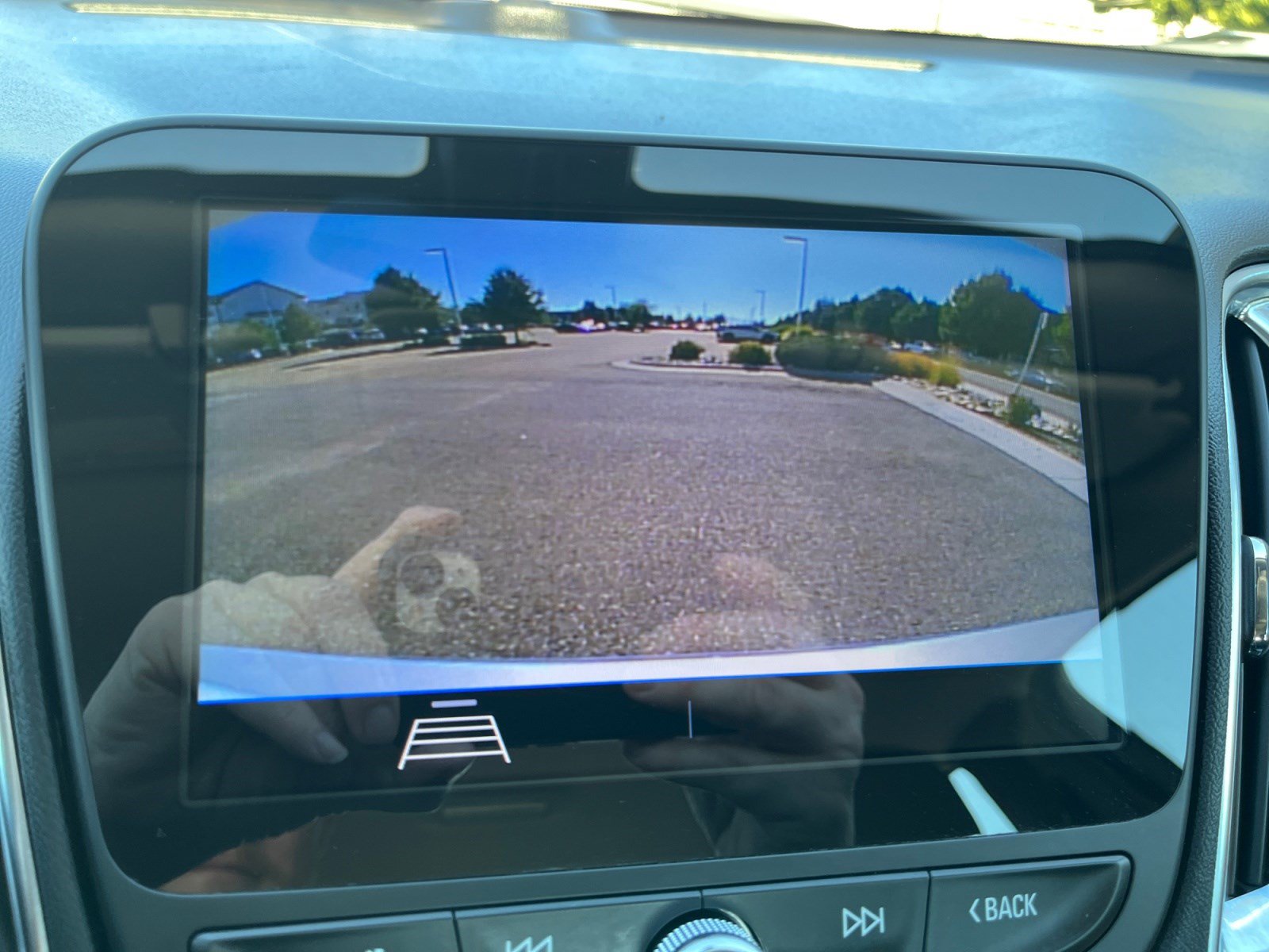 Used 2020 Chevrolet Malibu LT FWD image 29