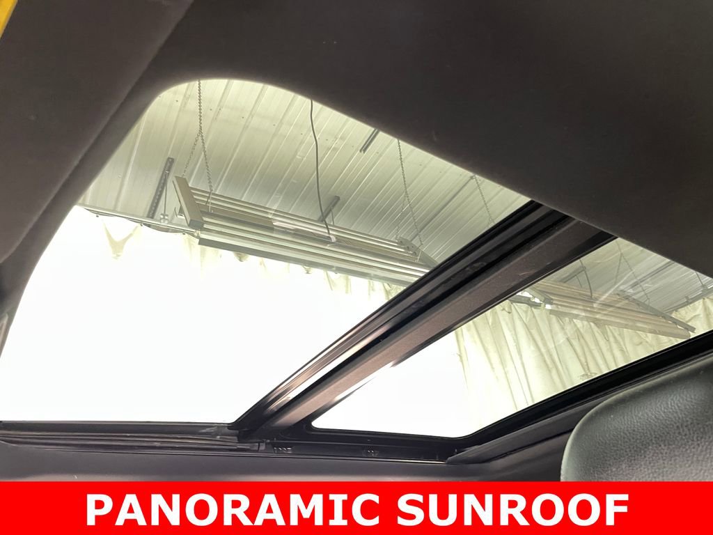 Used 2016 Ford F150 Lariat w/ Equipment Group 502A Luxury image 4