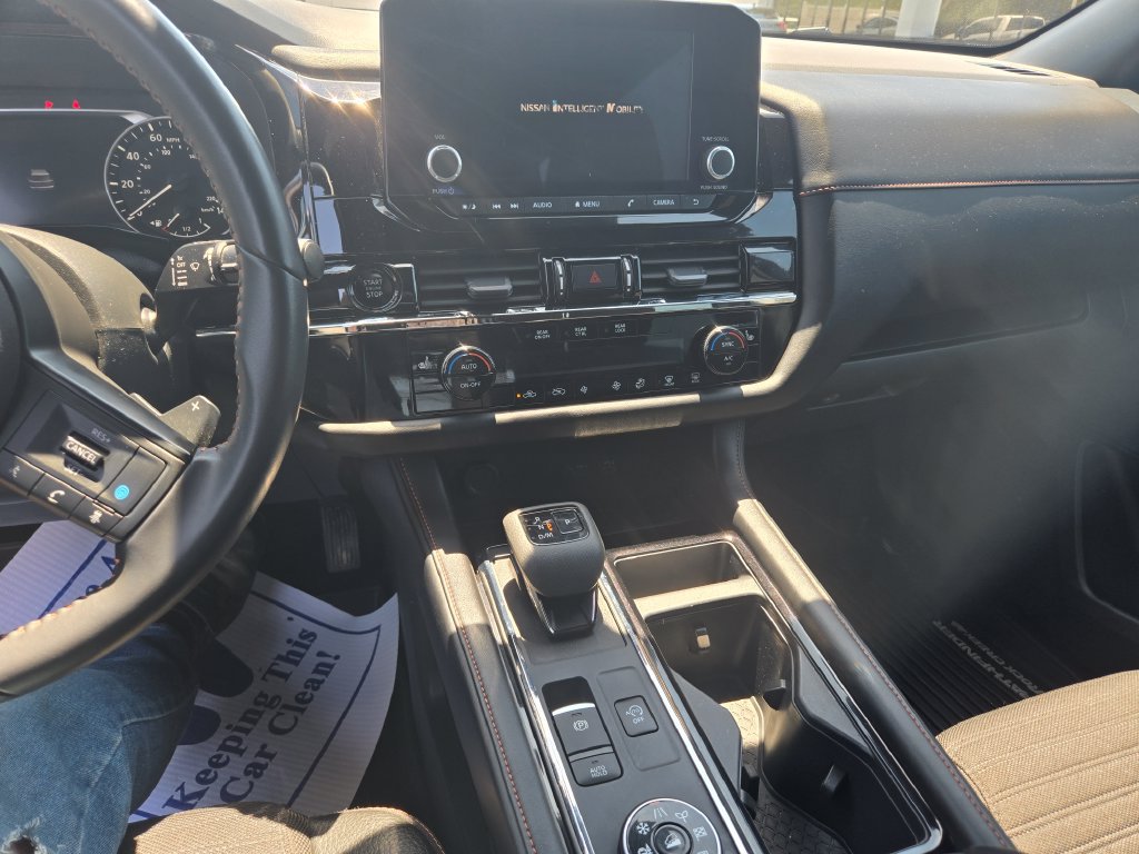 Used 2025 Nissan Pathfinder Rock Creek AWD/4WD image 10