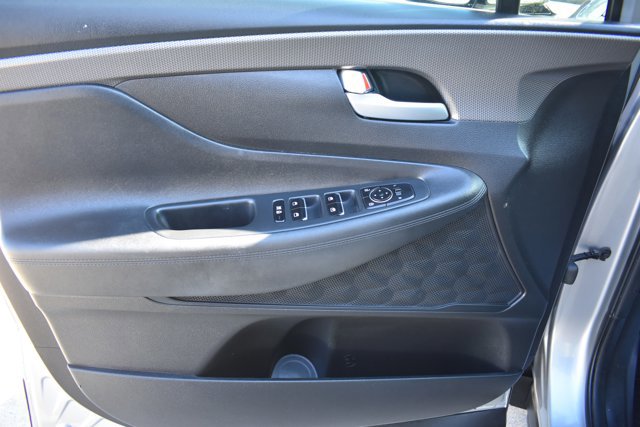 Used 2020 Hyundai Santa Fe SEL image 11