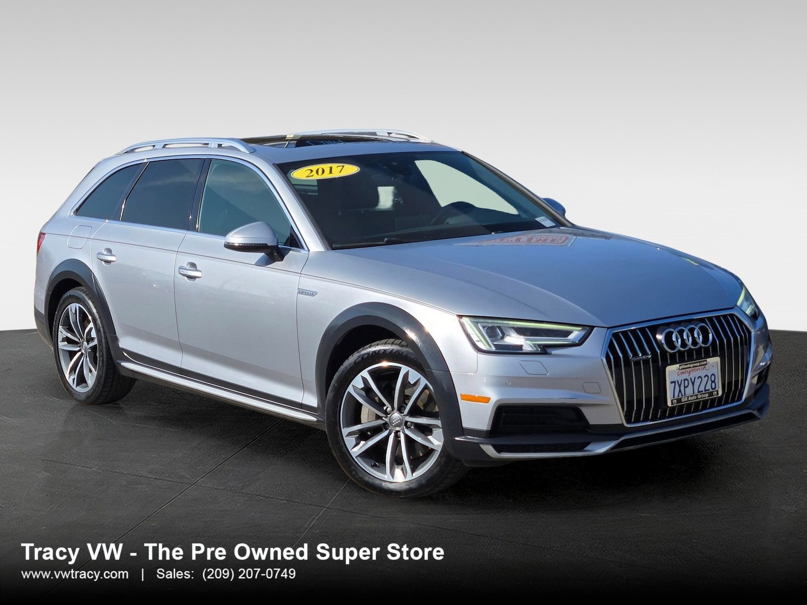 Used 2017 Audi A4 2.0T allroad Premium Plus image 1
