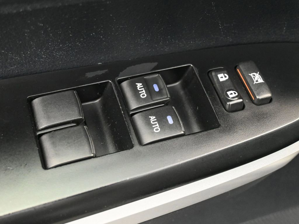 Used 2014 Toyota Tundra Platinum AWD/4WD image 3
