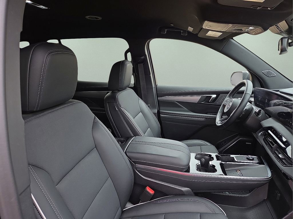 Used 2026 Buick Enclave Preferred FWD image 12