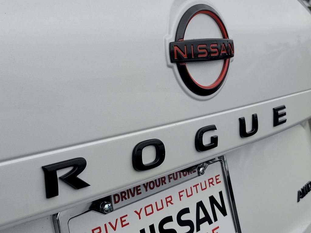 New 2026 Nissan Rogue SV AWD/4WD image 3