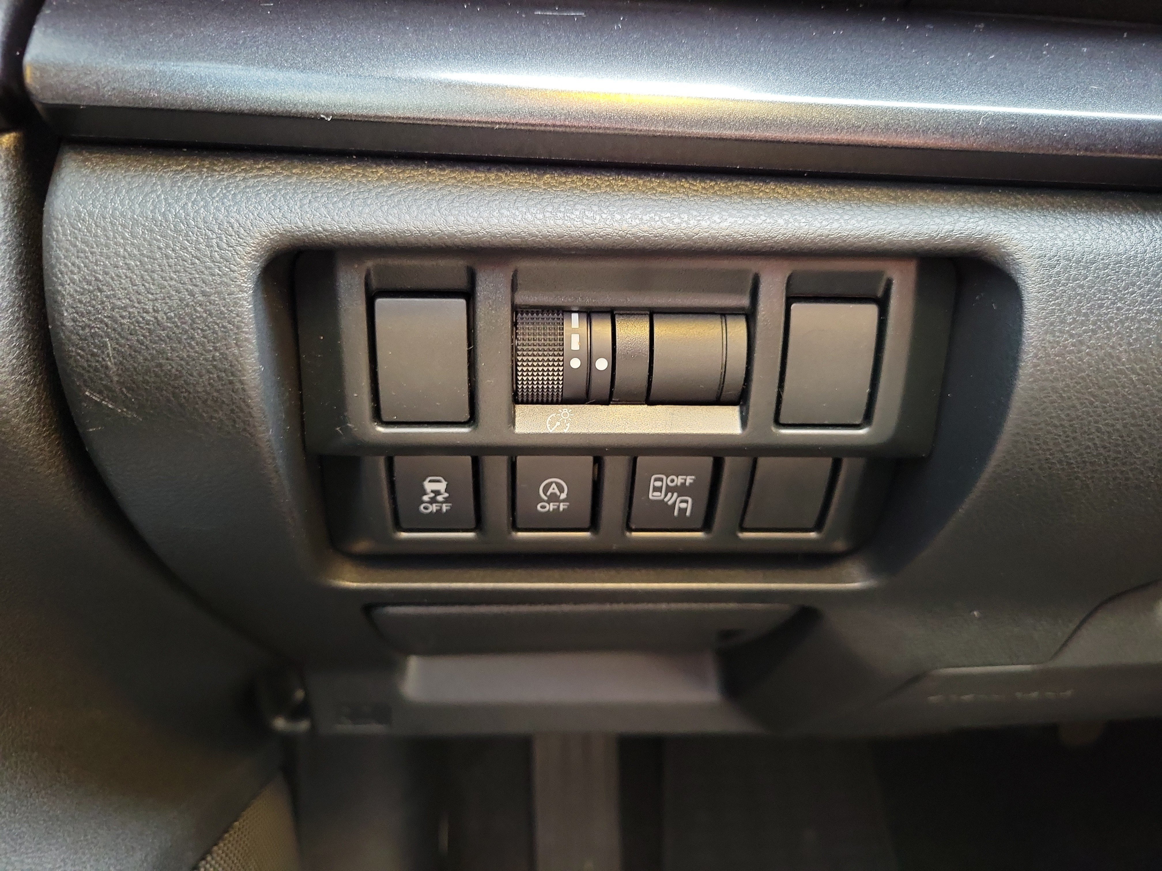 Used 2021 Subaru Crosstrek 2.5i Sport w/ Moonroof Package AWD/4WD image 24