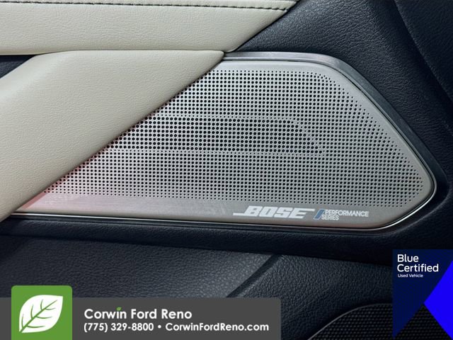 Used 2017 INFINITI Q60 Red Sport 400 image 23