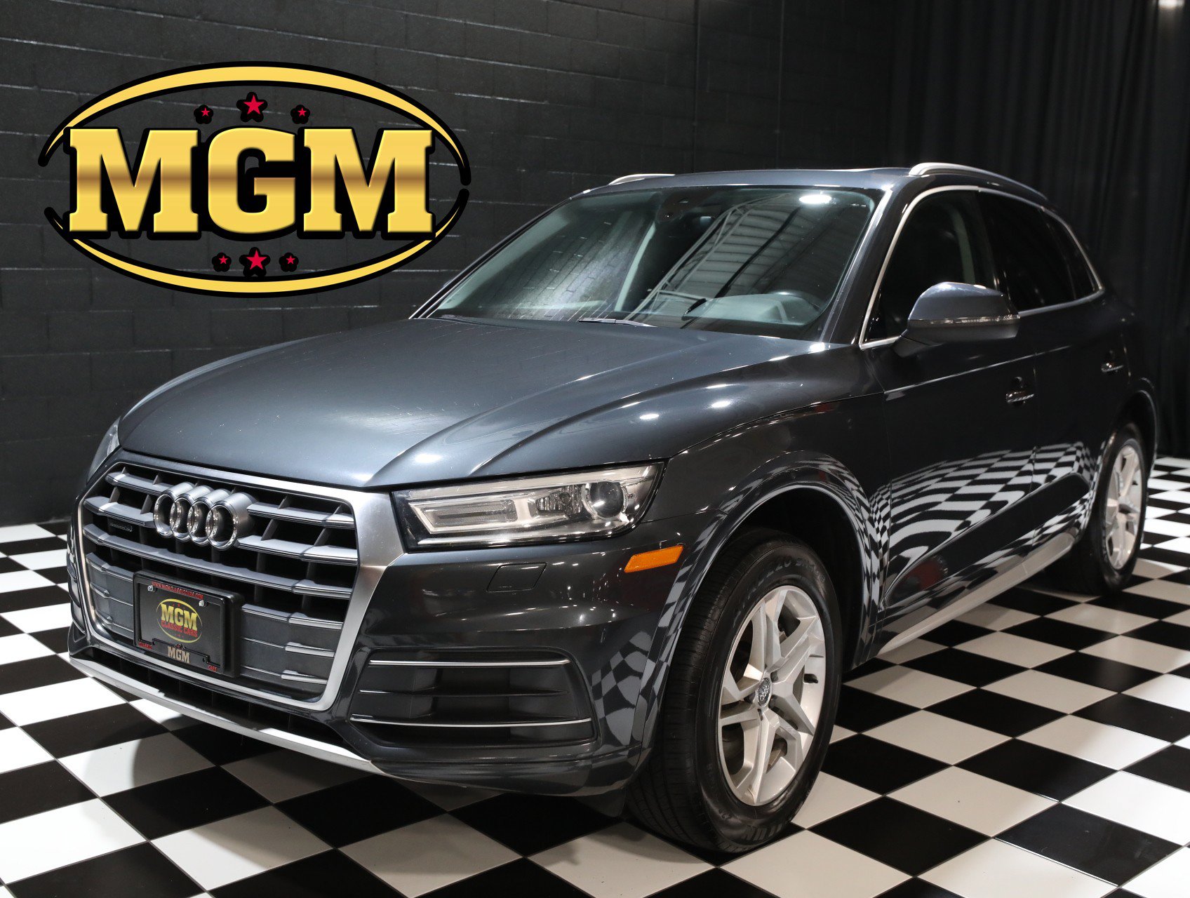 Used 2019 Audi Q5 2.0T Premium w/ Convenience Package AWD/4WD video 1