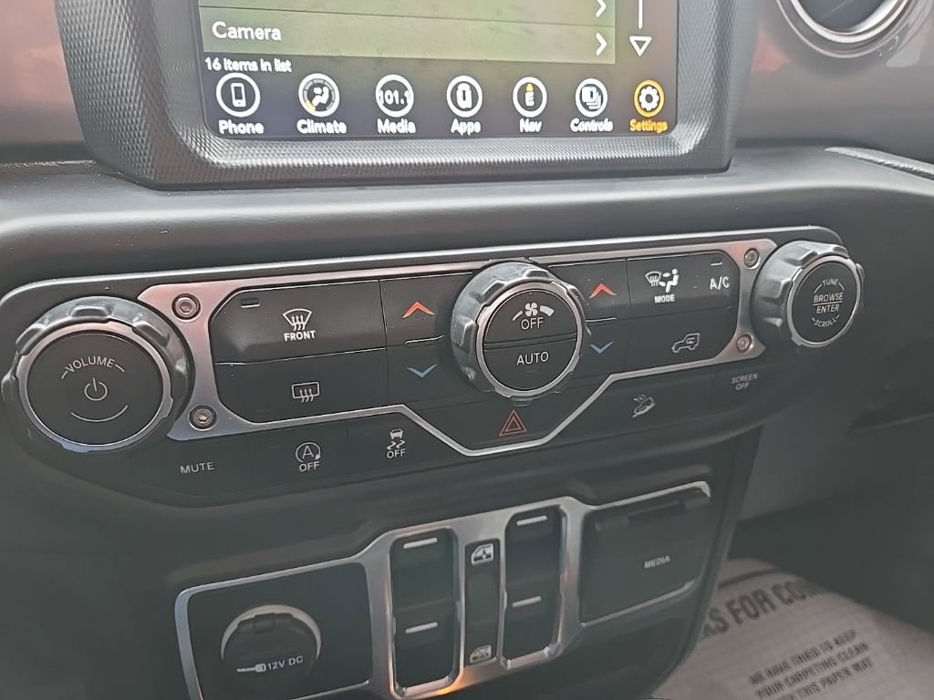 Used 2020 Jeep Wrangler Unlimited Sahara w/ Uconnect 4C Nav & Sound Group image 62