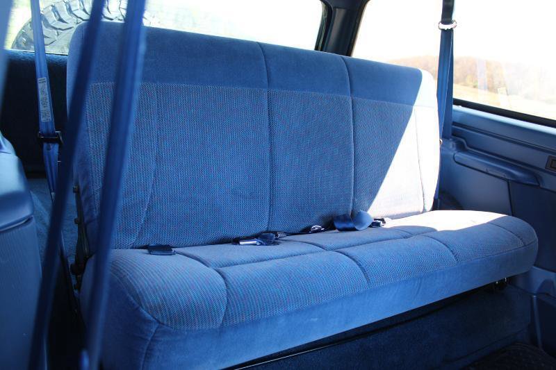 Used 1994 Ford Bronco XLT image 14