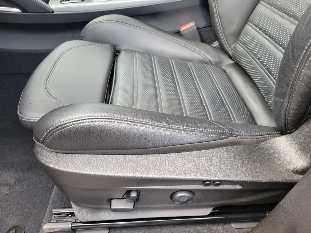 Used 2023 Alfa Romeo Stelvio Veloce AWD/4WD image 18