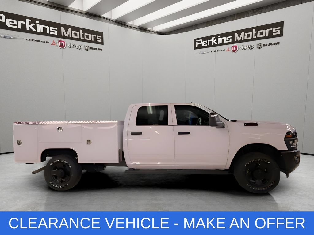 New 2026 RAM 2500 Tradesman AWD/4WD image 8