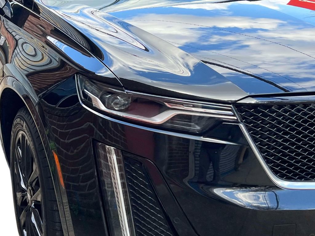 Used 2023 Cadillac XT6 Sport AWD/4WD image 7