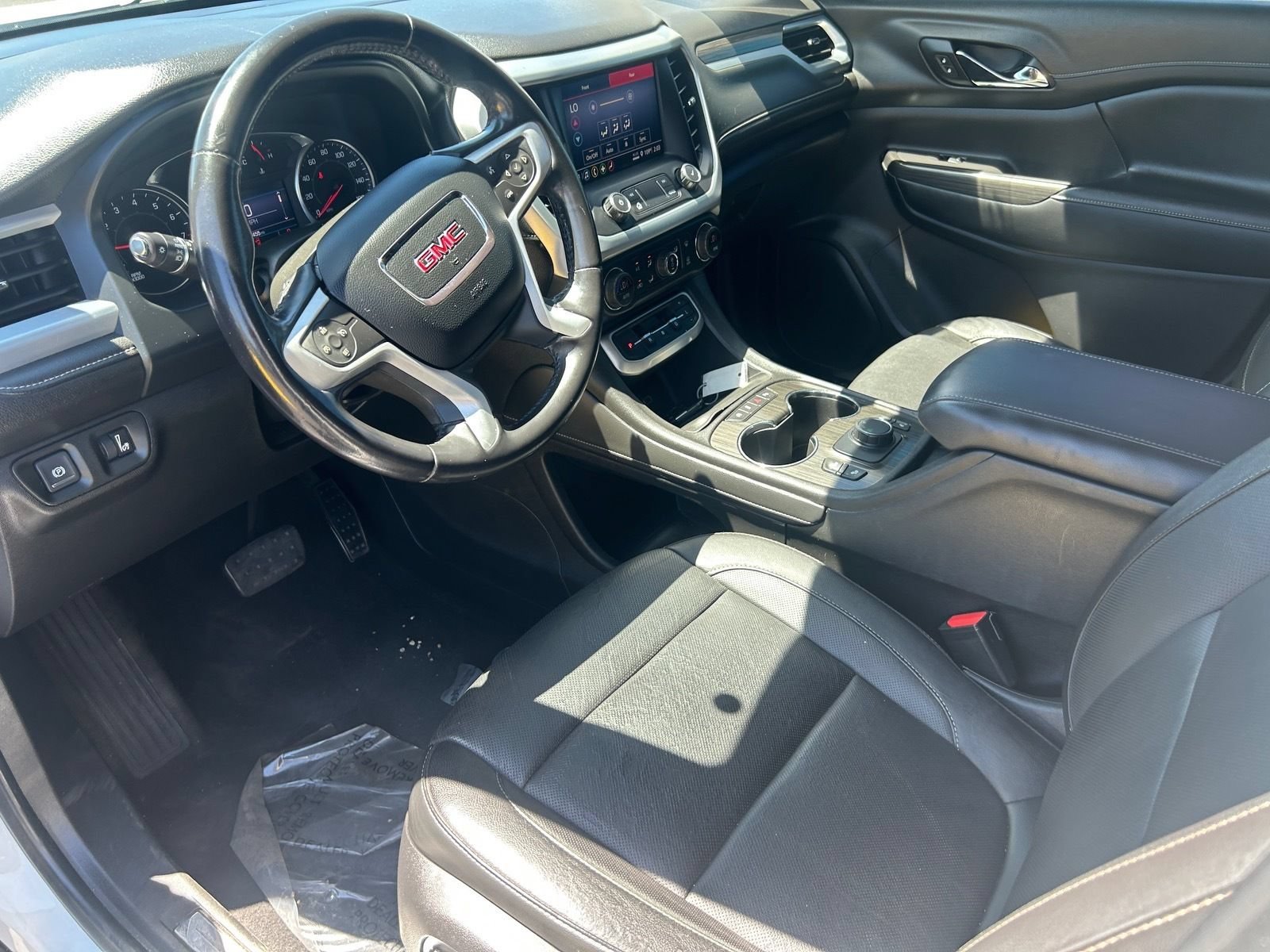 Used 2020 GMC Acadia SLT FWD image 21