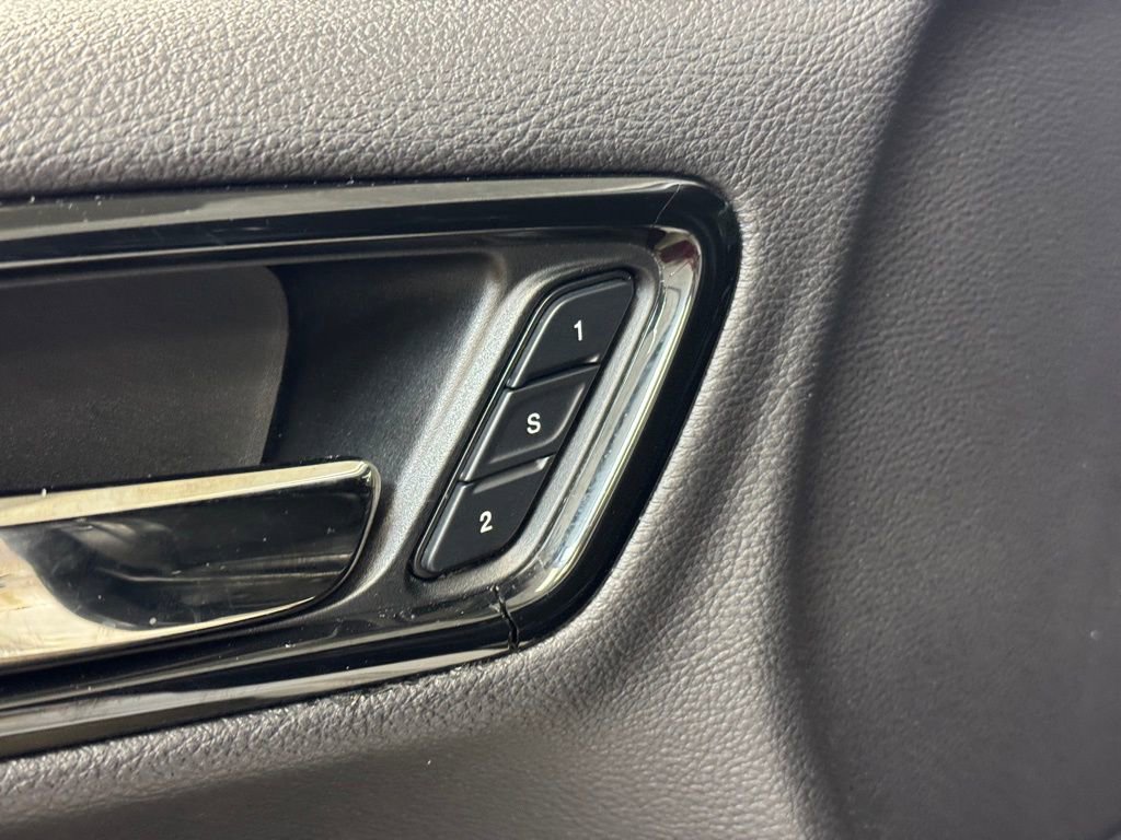 Used 2021 Dodge Durango SRT w/ Technology Group AWD/4WD image 10