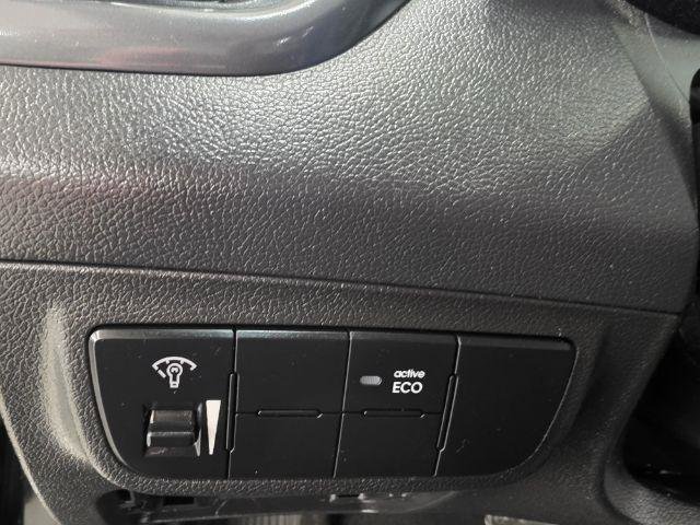Used 2016 Hyundai Veloster Turbo FWD image 14