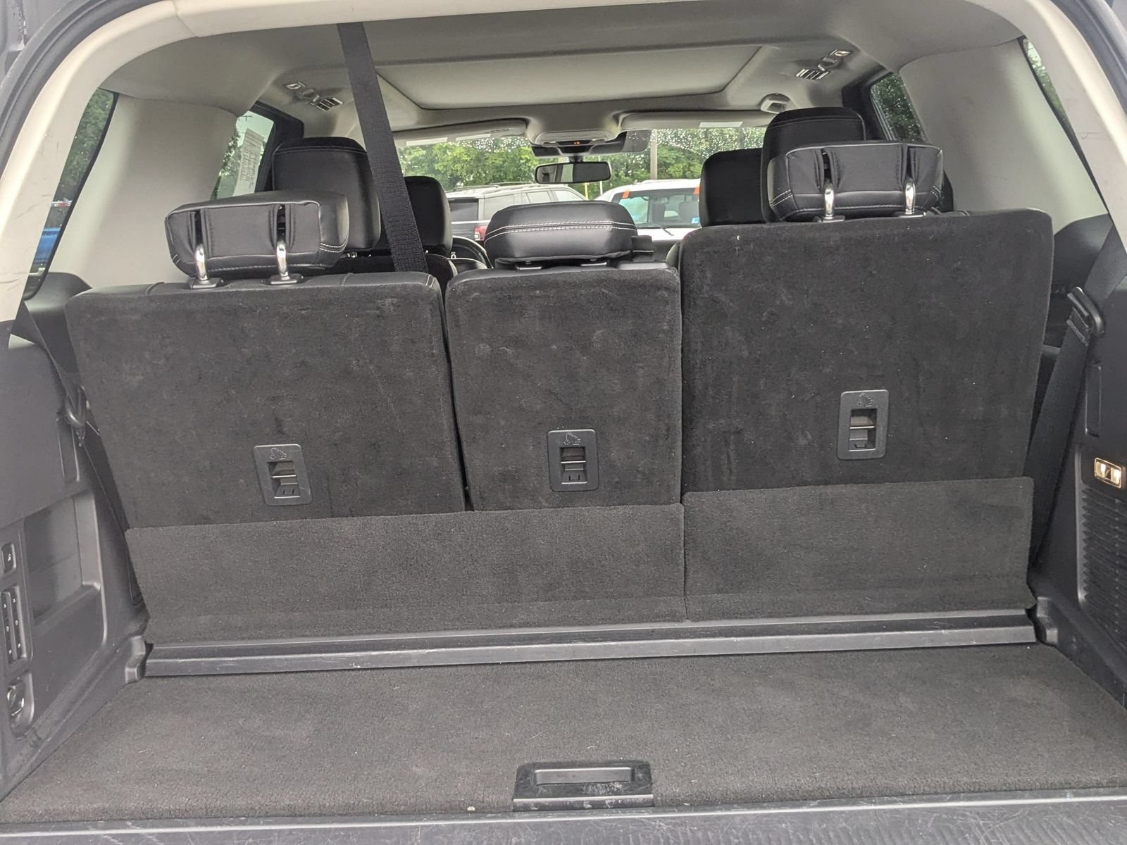 Used 2025 Ford Expedition Platinum AWD/4WD image 36