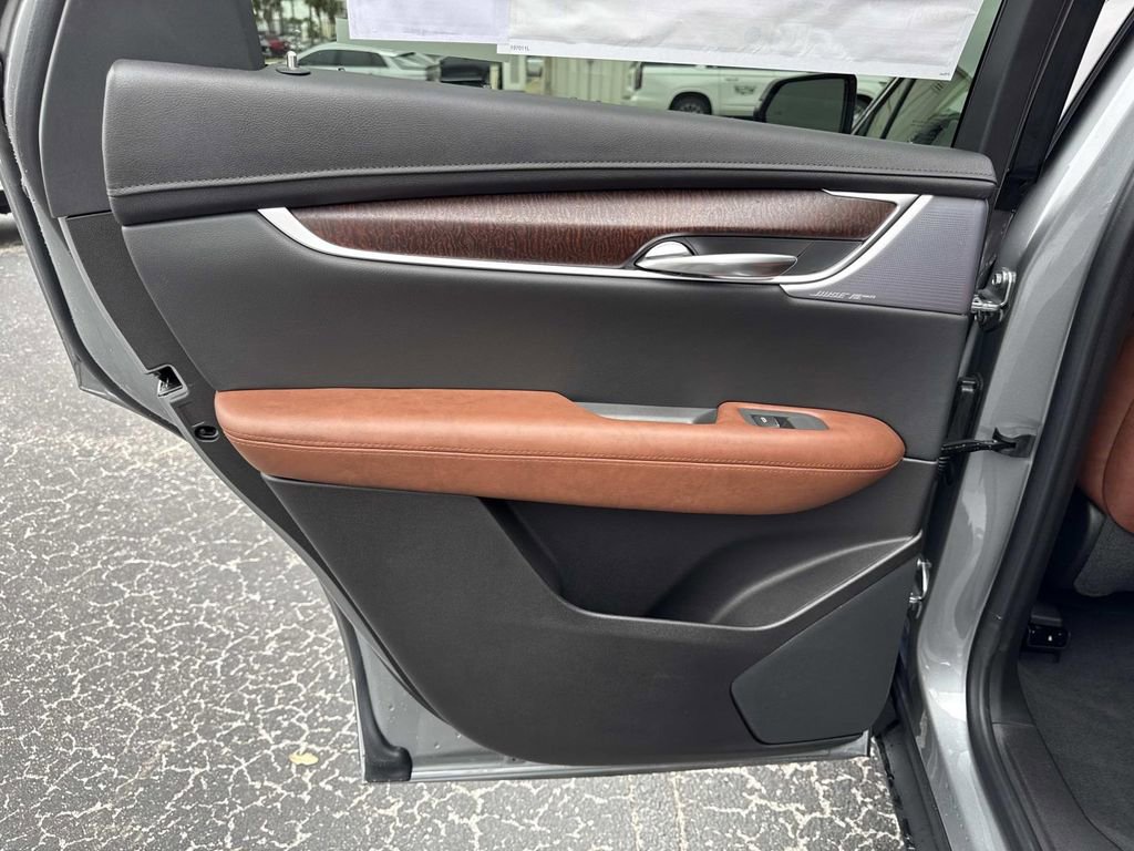 New 2026 Cadillac XT5 Premium Luxury w/ Driver Assist Package image 13