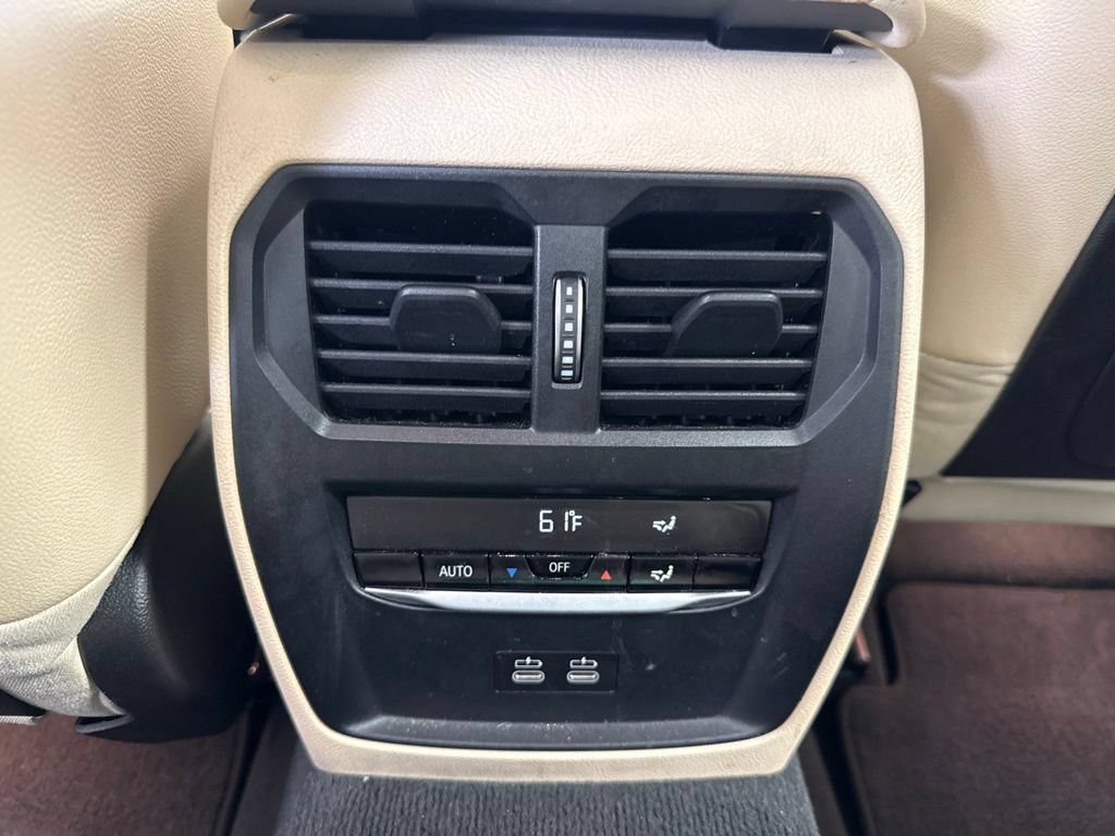 Used 2023 BMW 330e w/ M Sport Package RWD image 12