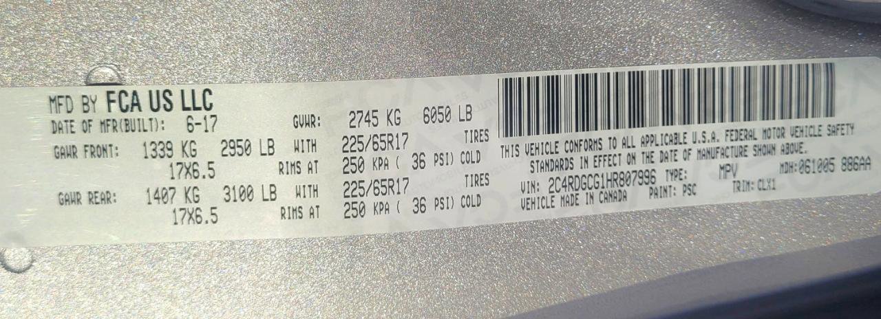 Used 2017 Dodge Grand Caravan SXT image 35