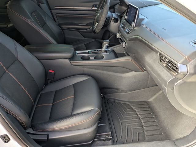 Used 2022 Nissan Altima 2.5 SR w/ Midnight Edition Package image 32