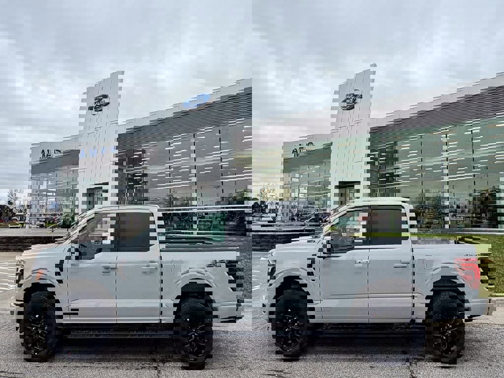 New 2026 Ford F150 Lariat w/ Equipment Group 502A High image 3