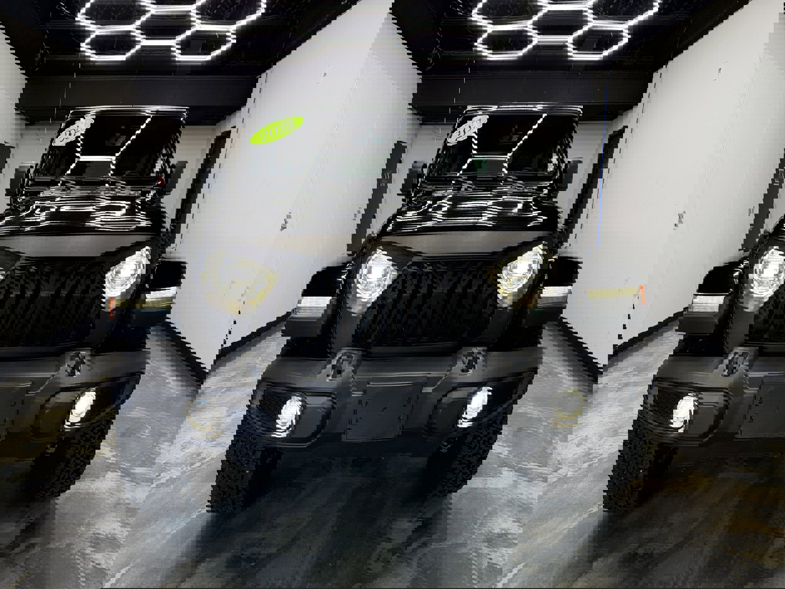 Used 2021 Jeep Wrangler Unlimited Sahara image 7