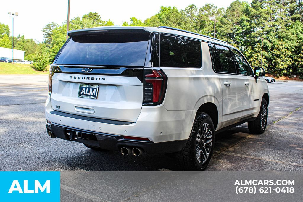 Used 2025 Chevrolet Suburban Z71 AWD/4WD image 6