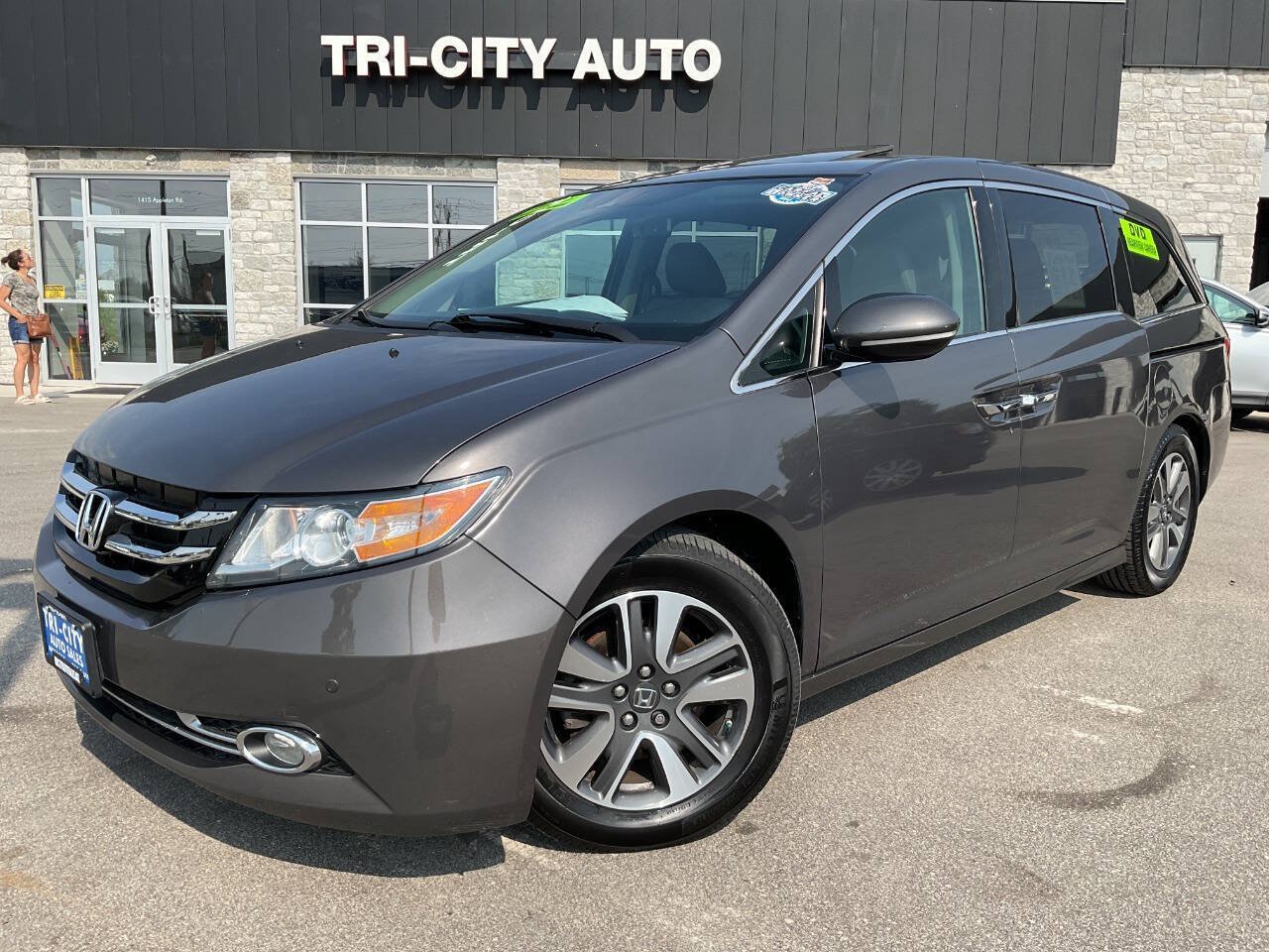 Used 2016 Honda Odyssey Touring Elite