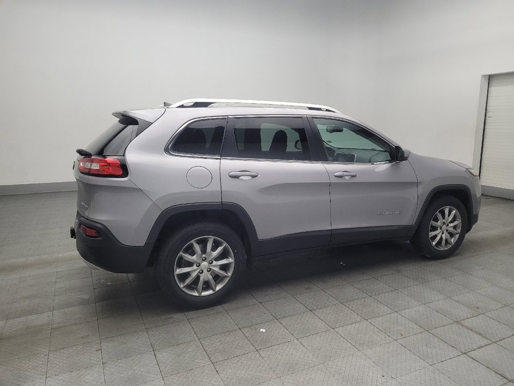 Used 2018 Jeep Cherokee Limited w/ Luxury Group AWD/4WD image 10