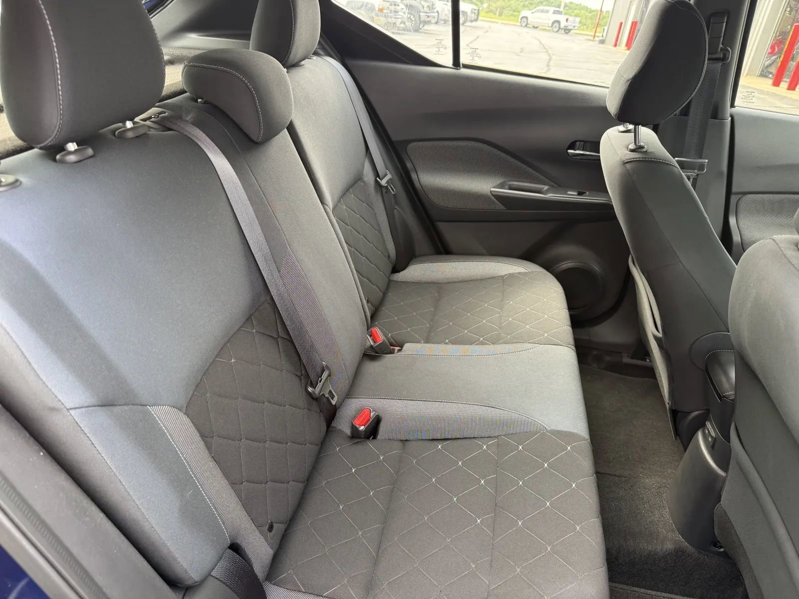 Used 2019 Nissan Kicks SV FWD image 10