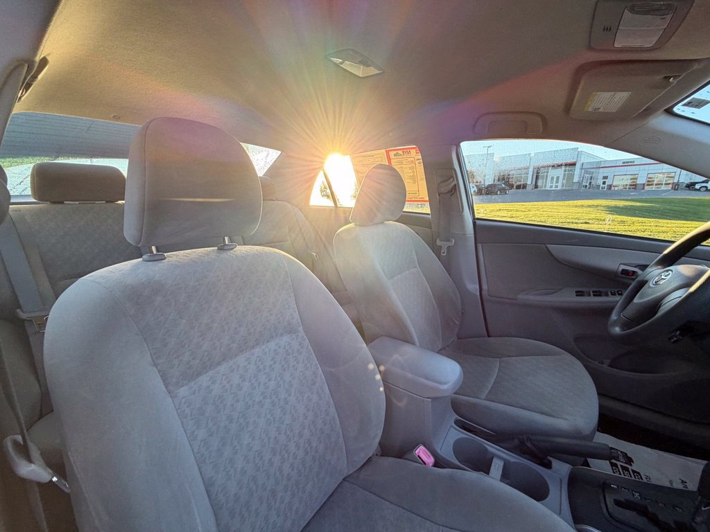 Used 2009 Toyota Corolla LE w/ All Weather Guard Pkg FWD image 35