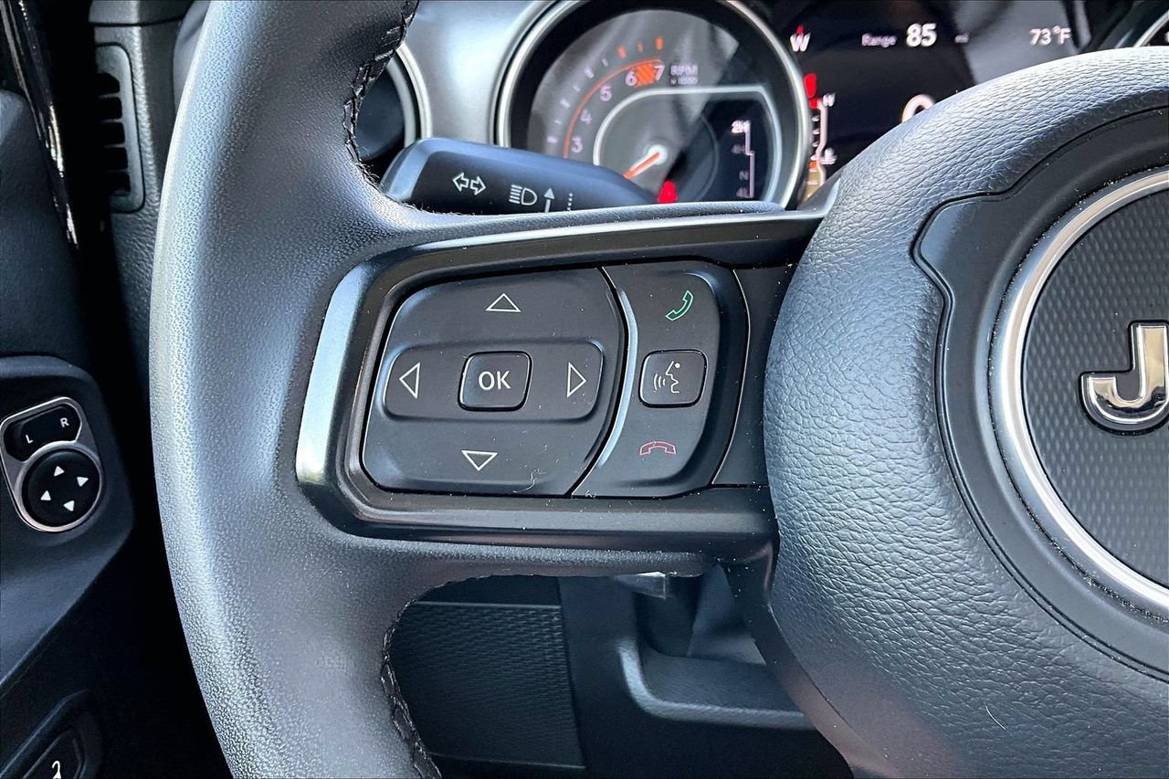 Used 2023 Jeep Wrangler Unlimited Sport AWD/4WD image 27